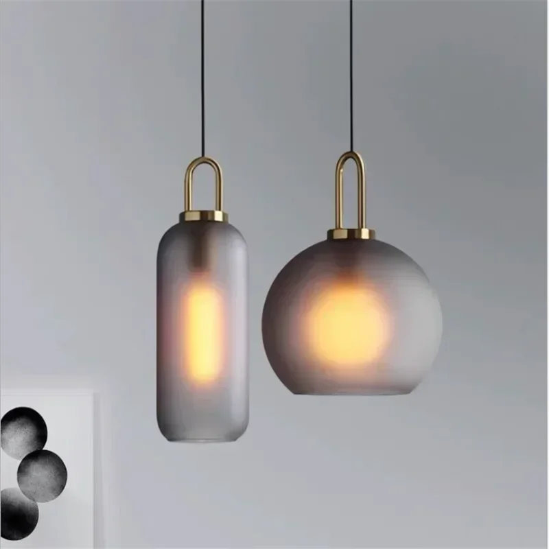 Nordycka szklana lampa wisząca – Home Of The Year Bathroom recenzja i cena