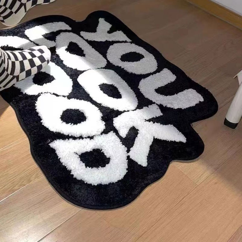 Tuftowany dywanik You Look Goo – Home Goods Bathroom Rugs recenzja i cena