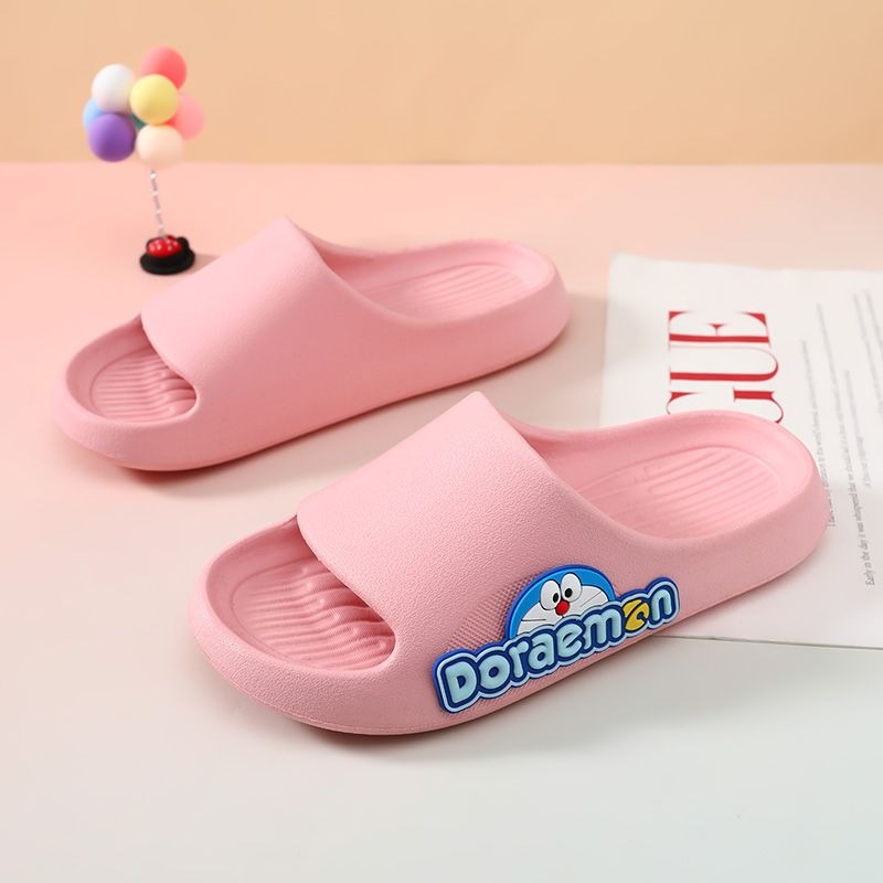 Letnie kapcie Doraemon Jingle  – Home Edit Bathroom recenzja i cena